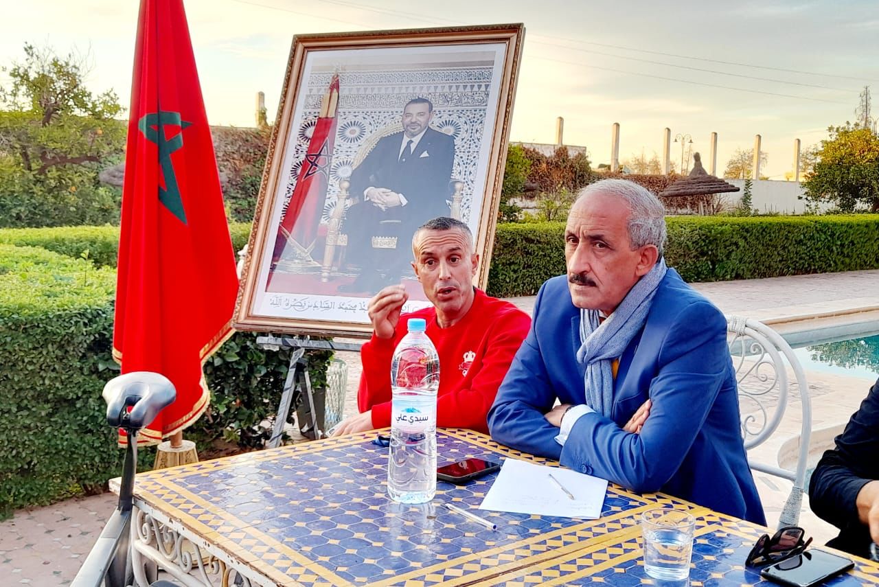 الدراجة المغربية : الابطال المغاربة يشاركون ف منافسات البطولة العربية لدراجة الطريق الرياض 2023، بمعناويات عالية . الدراجة المغربية : الابطال المغاربة يشاركون ف منافسات البطولة العربية لدراجة الطريق الرياض 2023، بمعناويات عالية .