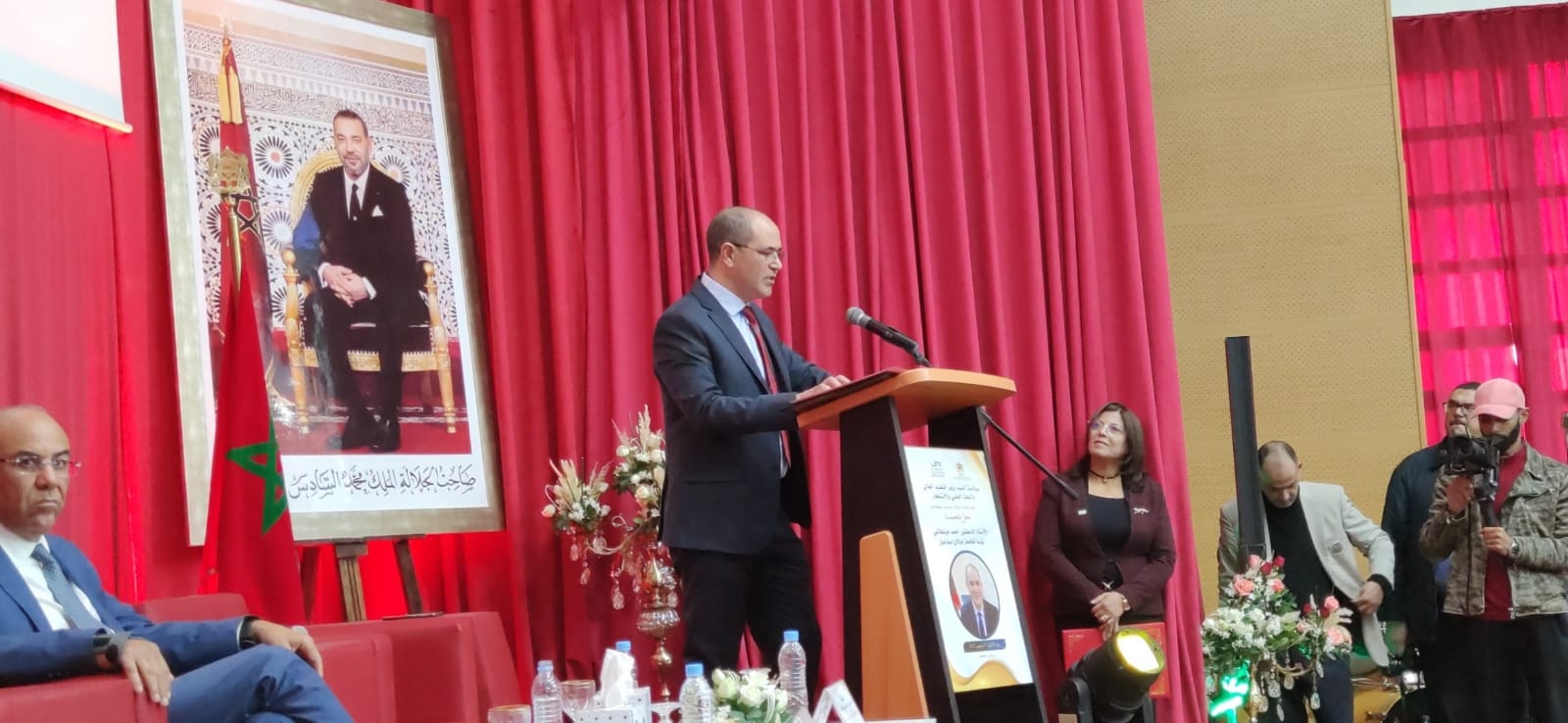 الميراوي ينصب أحمد موشطاشي رئيسا جديدا لجامعة المولى اسماعيل بمكناس الميراوي ينصب أحمد موشطاشي رئيسا جديدا لجامعة المولى اسماعيل بمكناس