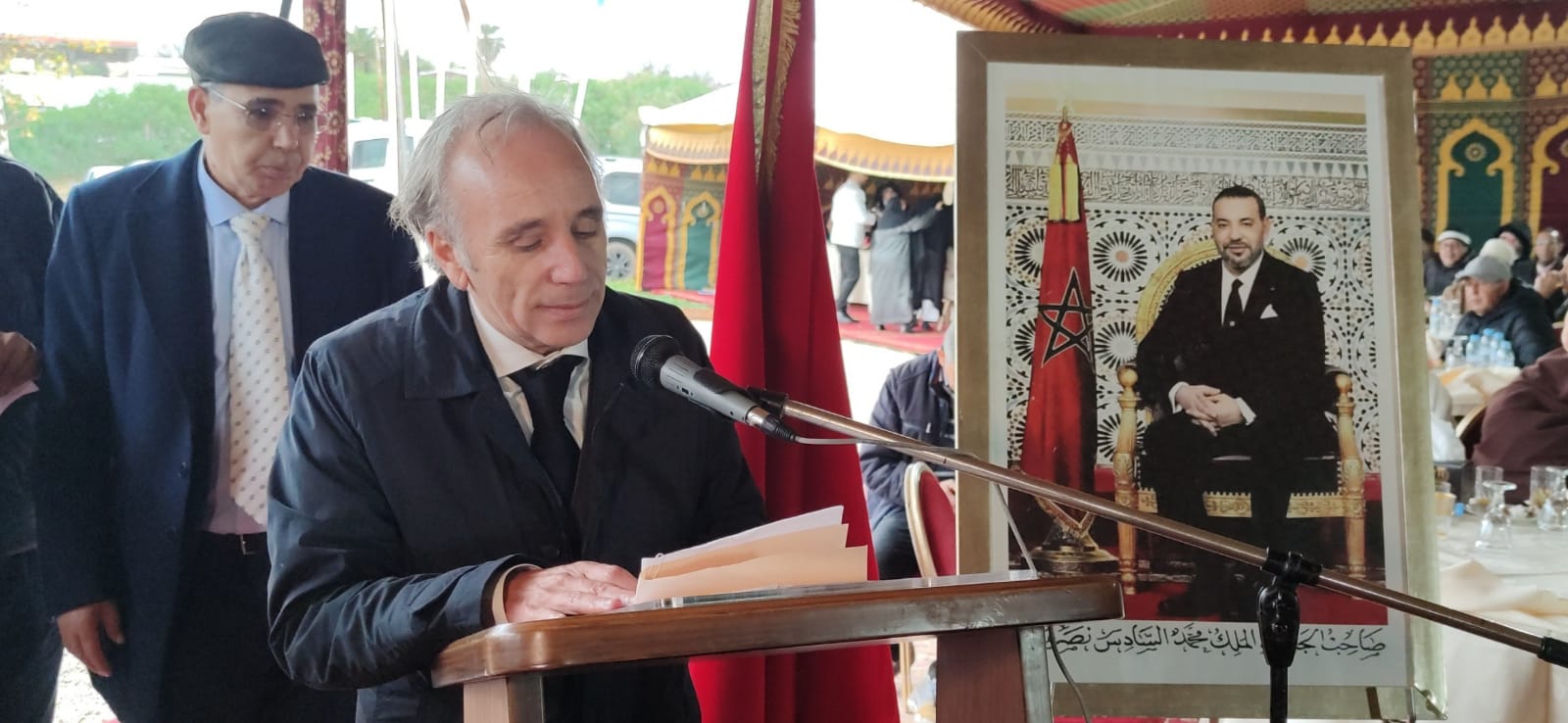 تخليدا للذكرى 80 لتقديم وثيقة المطالبة بالاستقلال مصطفى لكثير يترأس حفلا بالمناسبة ويشرف على اطلاق إسم أحد الوطنيين على شارع بالعاصمة الإسماعيلية مكناس. تخليدا للذكرى 80 لتقديم وثيقة المطالبة بالاستقلال مصطفى لكثير يترأس حفلا بالمناسبة ويشرف على اطلاق إسم أحد الوطنيين على شارع بالعاصمة الإسماعيلية مكناس.