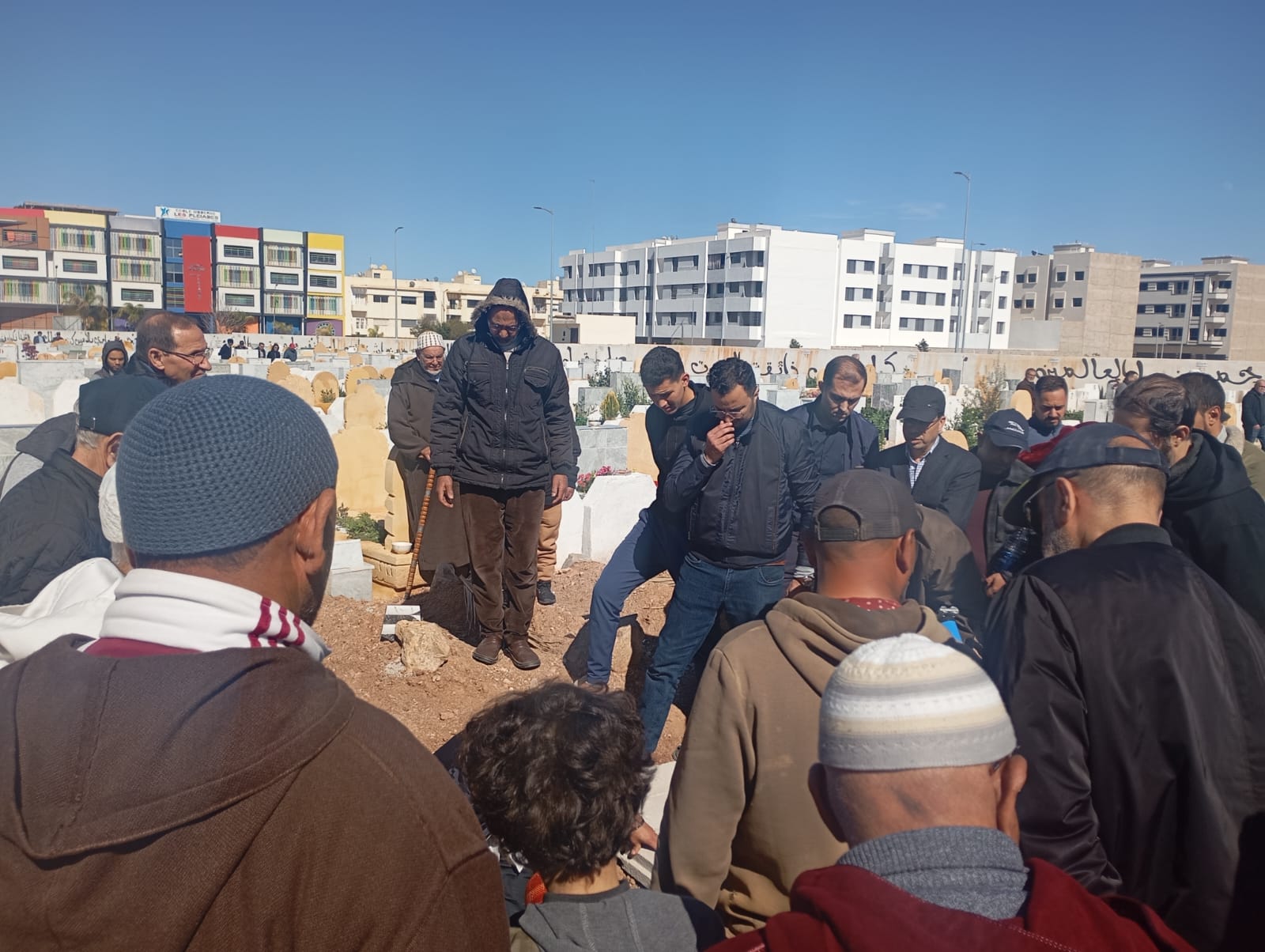 اسرة الصحة تودع أول طبيب إنعاش وتخدير بفاس، الى متواه الأخير الدكتور الحجازي عبد الرحيم اسرة الصحة تودع أول طبيب إنعاش وتخدير بفاس، الى متواه الأخير الدكتور الحجازي عبد الرحيم