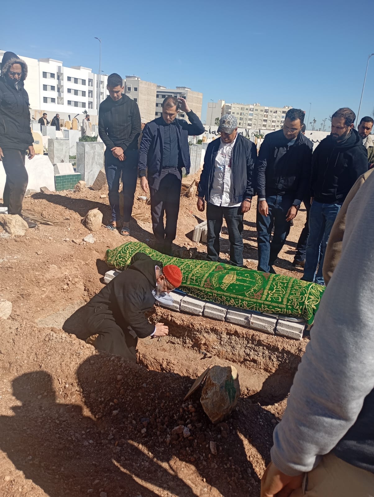 اسرة الصحة تودع أول طبيب إنعاش وتخدير بفاس، الى متواه الأخير الدكتور الحجازي عبد الرحيم اسرة الصحة تودع أول طبيب إنعاش وتخدير بفاس، الى متواه الأخير الدكتور الحجازي عبد الرحيم