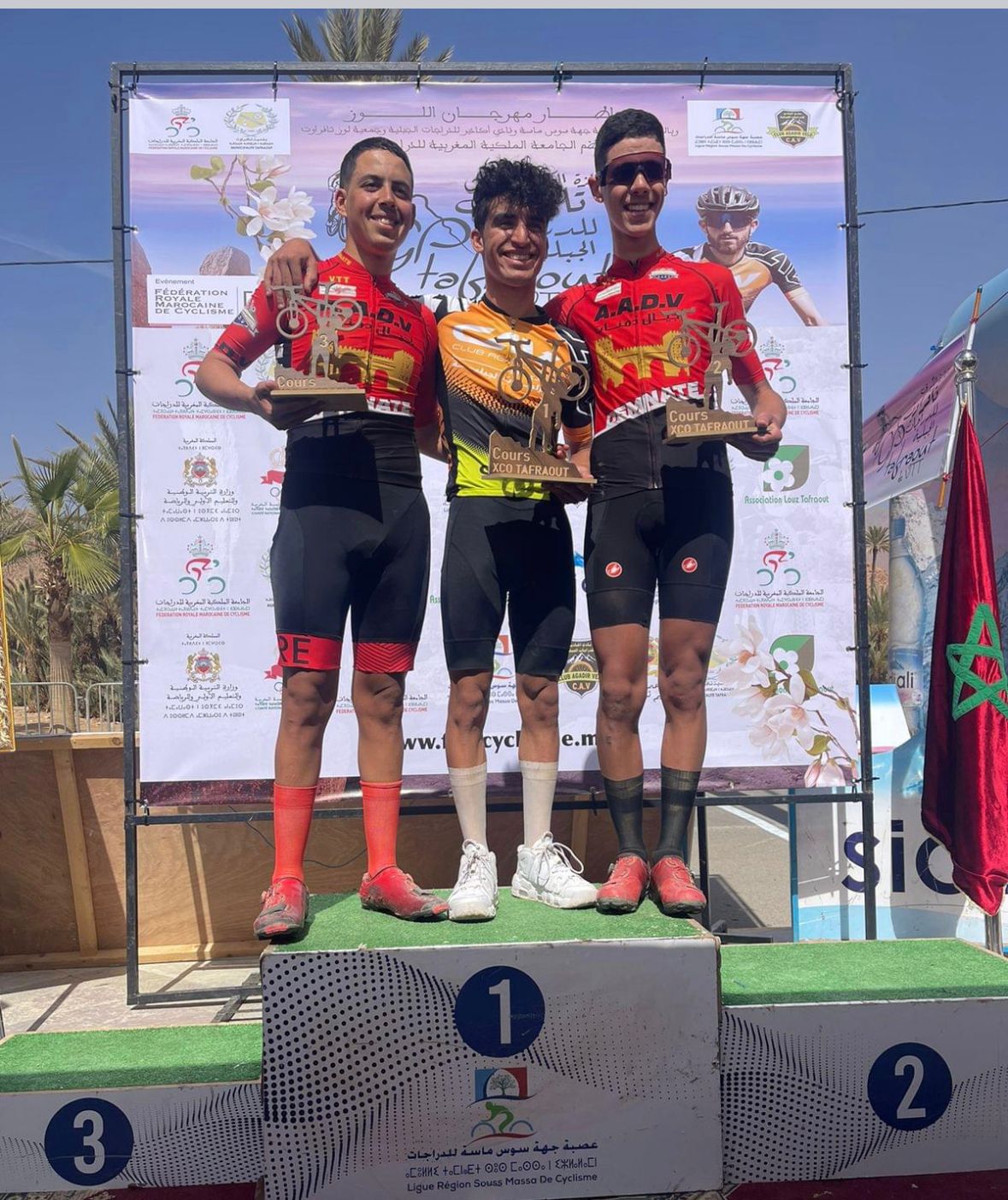 تافراوت/ الدراجة الجبلية المغربية تنظم للاول مرة سباقا  بالمدينة والنواحي مساهمة منها التعريف بالمؤهلات الطبيعية والثقافية والجغرافية للمنطقة.