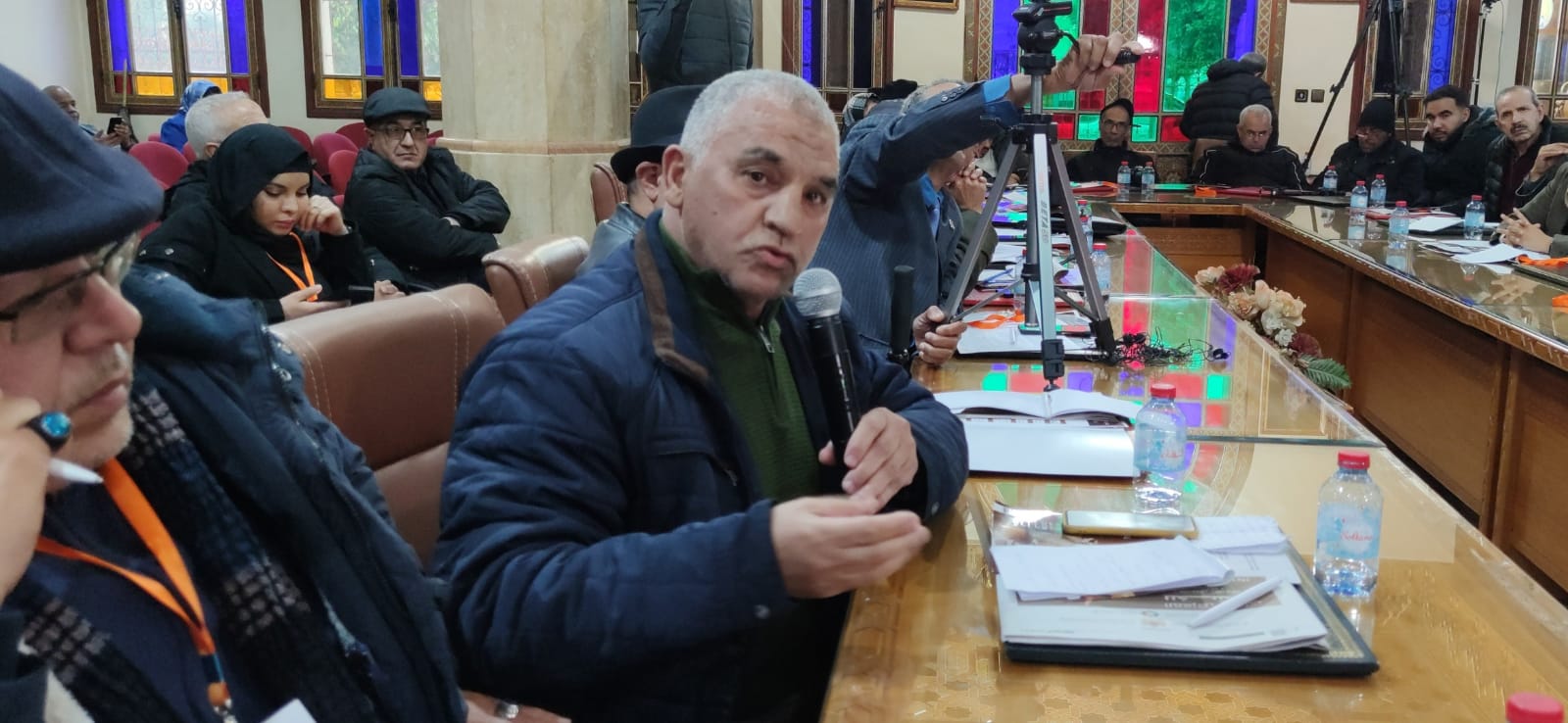 في ندوة صحفية..الدكتور عبدالمالك البوطيين رئيس غرفة الصناعة التقليدية بجهة فاس مكناس يسلط الضوء على مستجدات الدورة الخامسة للمعرض الدولي للخشب الدي ستحتضنه العاصمة الاسماعيلية مكناس من فاتح مارس الى غاية العاشر منه في ندوة صحفية..الدكتور عبدالمالك البوطيين رئيس غرفة الصناعة التقليدية بجهة فاس مكناس يسلط الضوء على مستجدات الدورة الخامسة للمعرض الدولي للخشب الدي ستحتضنه العاصمة الاسماعيلية مكناس من فاتح مارس الى غاية العاشر منه