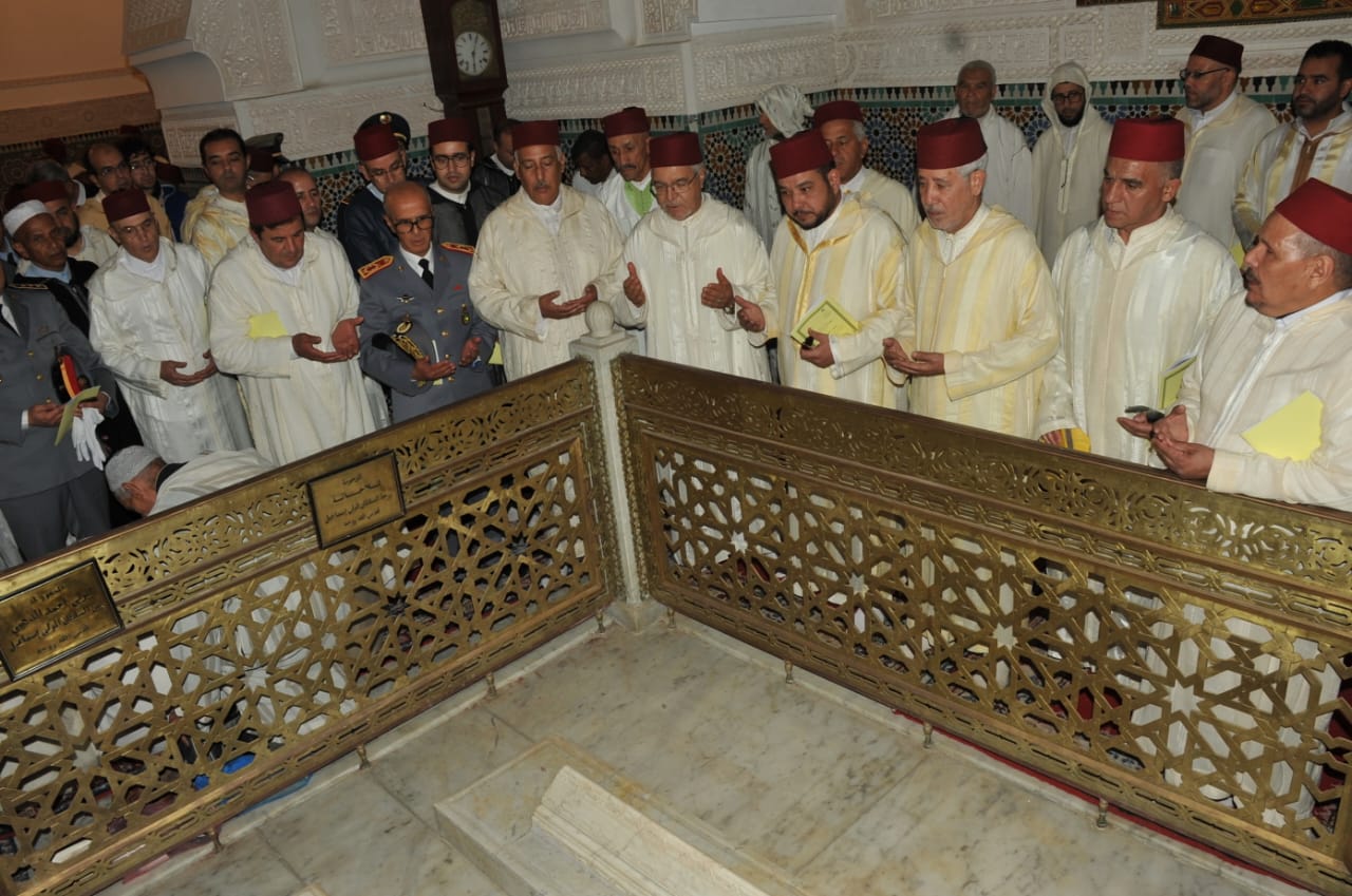 إحياء ذكرى الترحم السنوية على الأرواح المقدسة لأجداد سيدنا المنصور بالله هبة ملكية لشرفاء ومستضعفي الزوايا والأضرحة والمعوزين بالعاصمة الإسماعيلية مكناس إحياء ذكرى الترحم السنوية على الأرواح المقدسة لأجداد سيدنا المنصور بالله هبة ملكية لشرفاء ومستضعفي الزوايا والأضرحة والمعوزين بالعاصمة الإسماعيلية مكناس