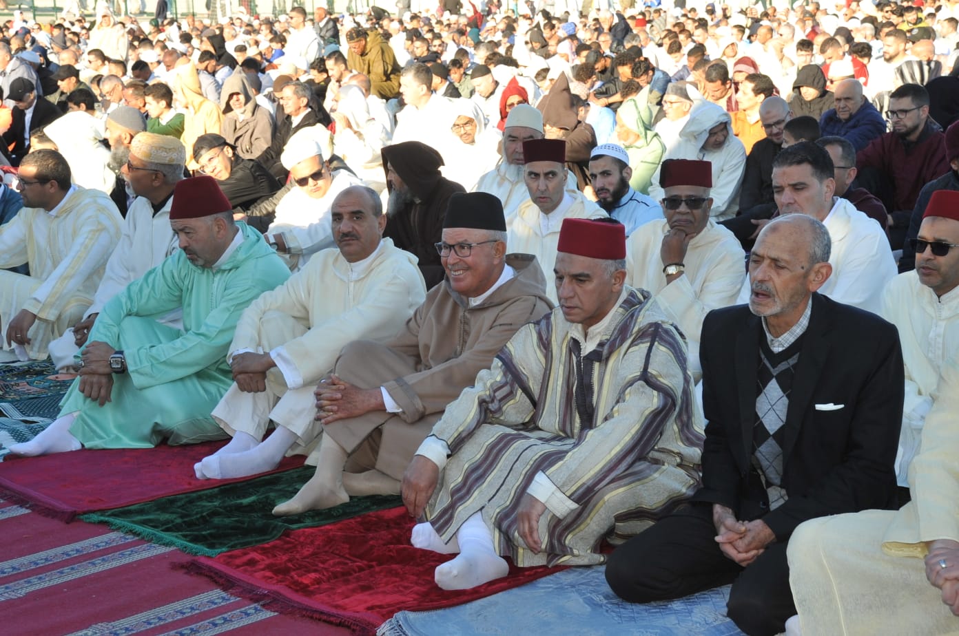 عامل عمالة مكناس يؤدي صلاة عيد الفطر بمصلى المنظر الجميل