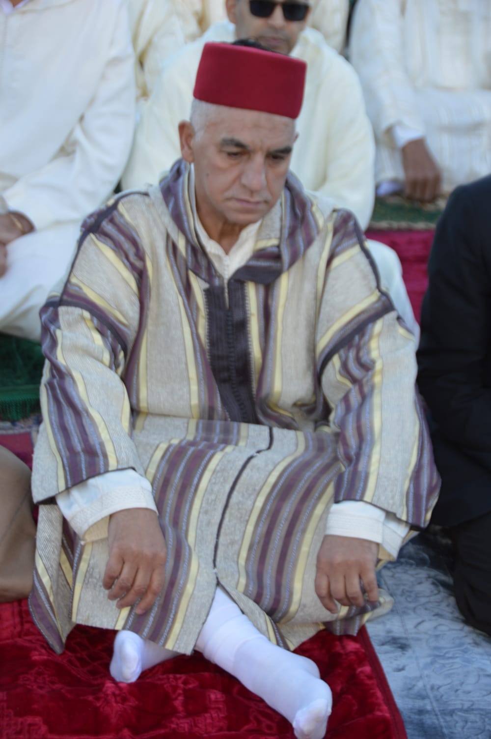 عامل عمالة مكناس يؤدي صلاة عيد الفطر بمصلى المنظر الجميل