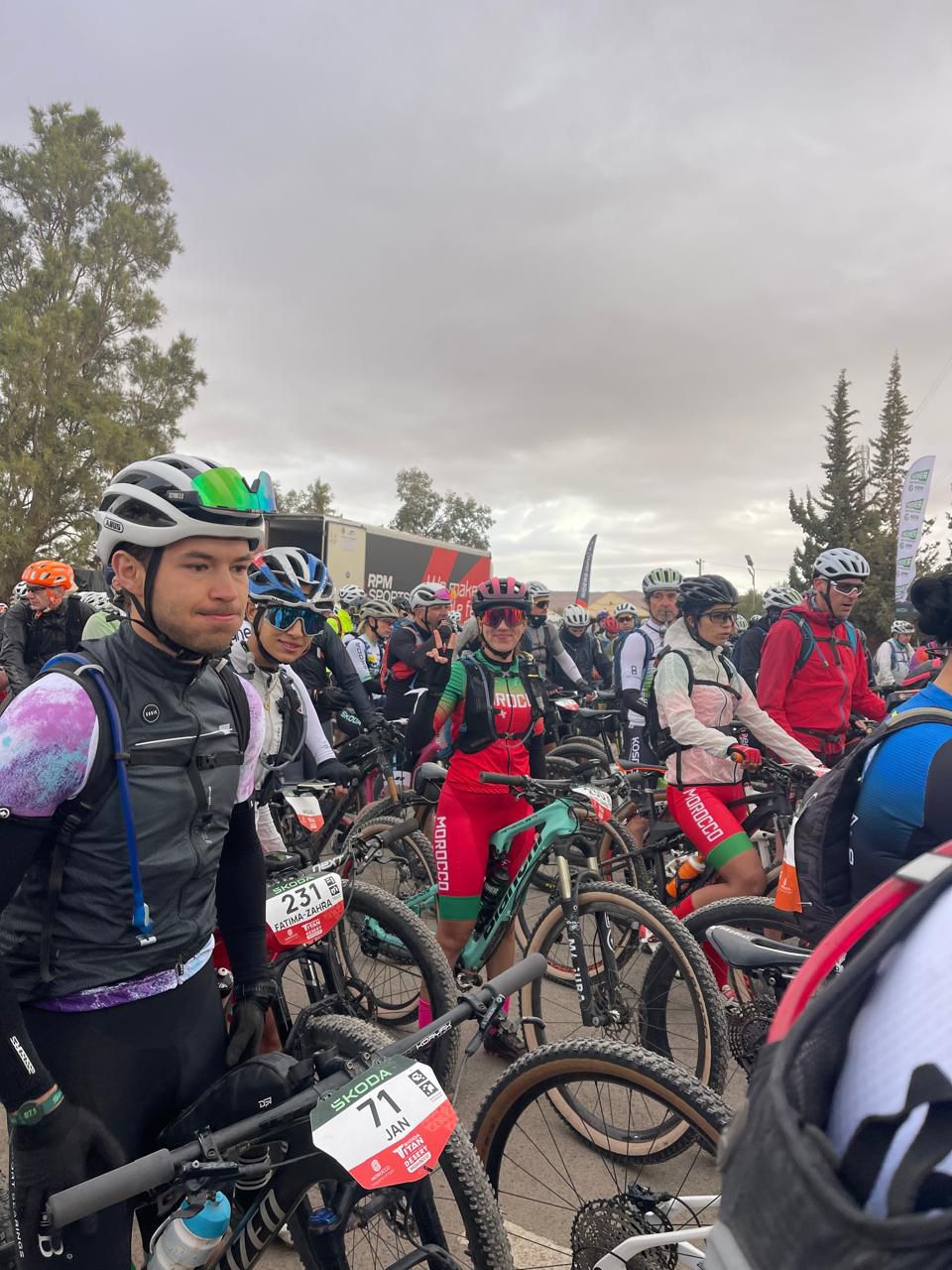 دراجات جبلية: انطلاق الدورة ال19 للحاق ” تيتان الصحراء المغربية “. دراجات جبلية: انطلاق الدورة ال19 للحاق ” تيتان الصحراء المغربية “.