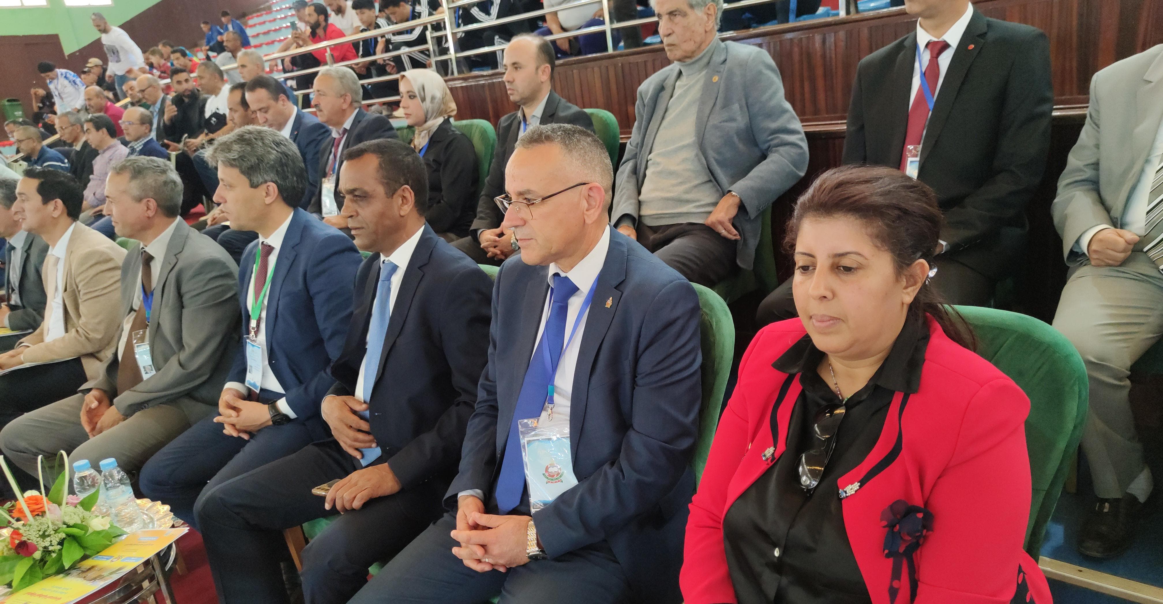 إسدال الستار على فعاليات البطولة الوطنية المدرسية بمكناس بمشاركة 600 تلميذ وتلميذة من مختلف ربوع المملكة إسدال الستار على فعاليات البطولة الوطنية المدرسية بمكناس بمشاركة 600 تلميذ وتلميذة من مختلف ربوع المملكة