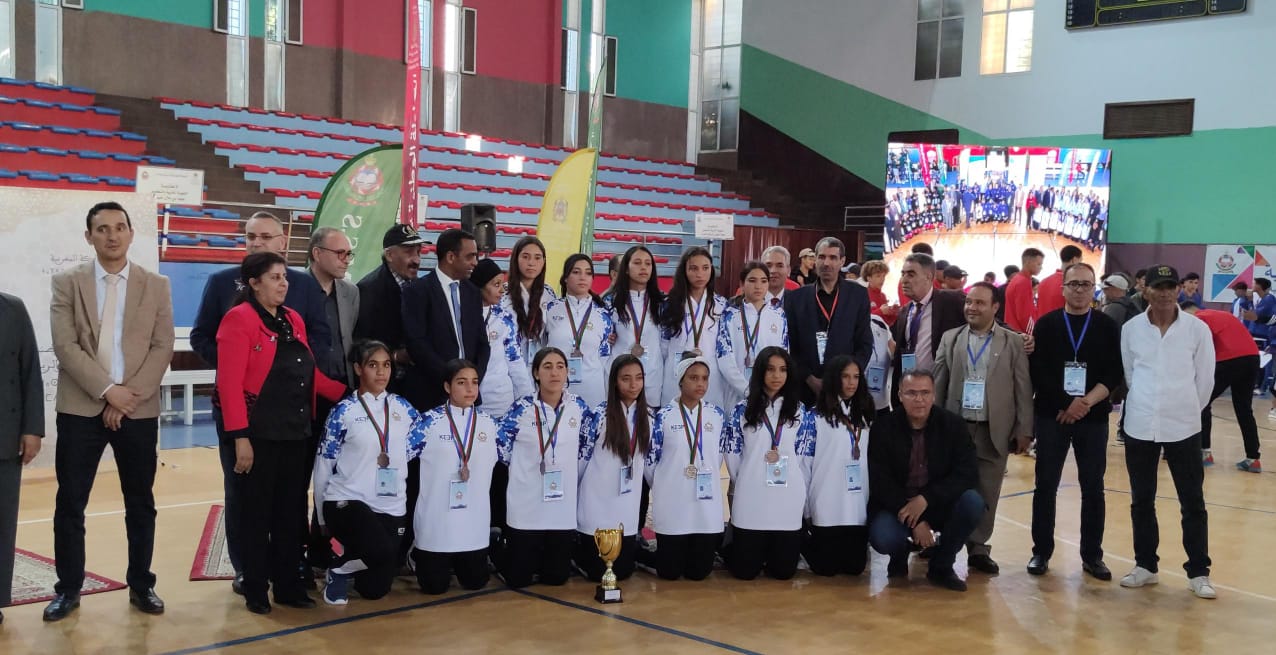 إسدال الستار على فعاليات البطولة الوطنية المدرسية بمكناس بمشاركة 600 تلميذ وتلميذة من مختلف ربوع المملكة إسدال الستار على فعاليات البطولة الوطنية المدرسية بمكناس بمشاركة 600 تلميذ وتلميذة من مختلف ربوع المملكة