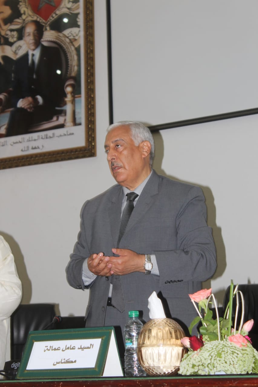 السيد عبدالغني الصبار عامل عمالة مكناس يستقبل الحجاج المتوجهين لاداء مناسك الحج