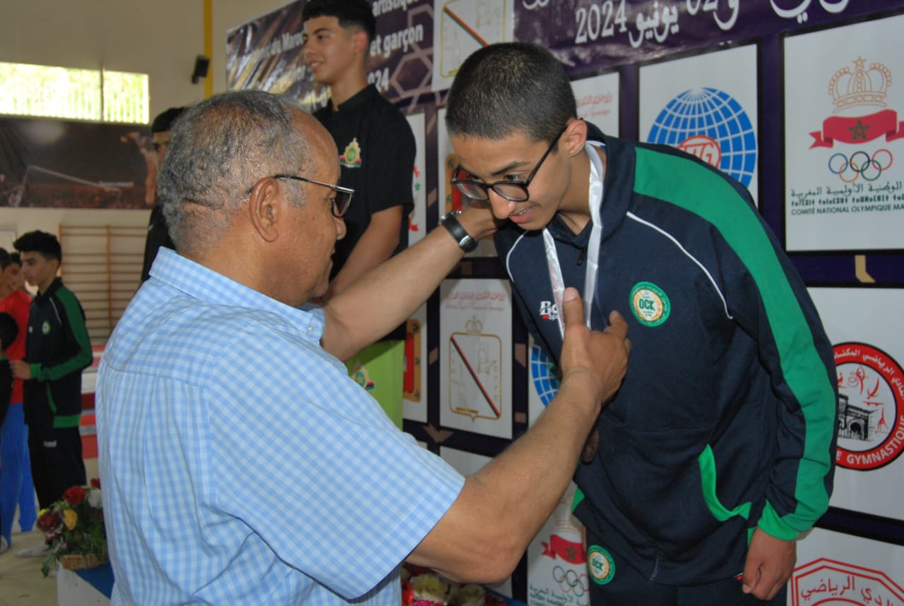 تحت إشراف الجامعة الملكية المغربية للجمباز نظم النادي الرياضي المكناسي للجمباز الفني بطولة المغرب في الجمباز فردي عام . للبراعم ما قبل الشبان و شبان إناث وذكور بمكناس . تحت إشراف الجامعة الملكية المغربية للجمباز نظم النادي الرياضي المكناسي للجمباز الفني بطولة المغرب في الجمباز فردي عام . للبراعم ما قبل الشبان و شبان إناث وذكور بمكناس .