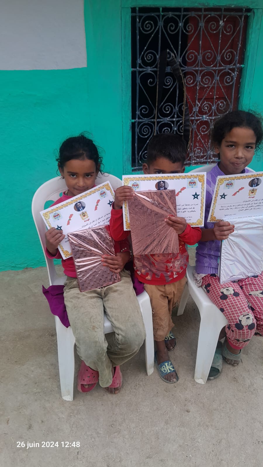 جمعية نور المستقبل للكتب المستعملة بمكناس تنظم حفلا تكريميا على شرف تلاميذ المدرسة الابتدائية اسنتية بدوار قبيلة بني زروال بإقليم تاونات جمعية نور المستقبل للكتب المستعملة بمكناس تنظم حفلا تكريميا على شرف تلاميذ المدرسة الابتدائية اسنتية بدوار قبيلة بني زروال بإقليم تاونات