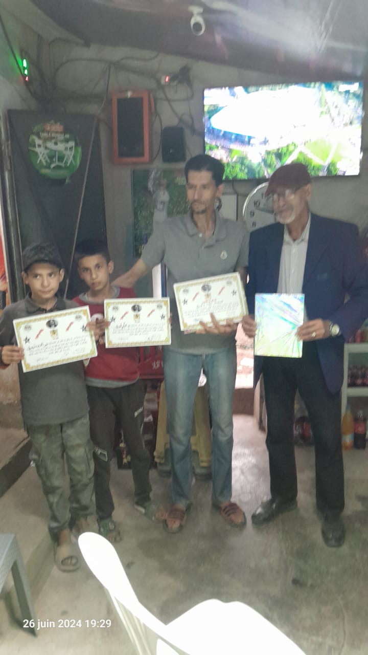 جمعية نور المستقبل للكتب المستعملة بمكناس تنظم حفلا تكريميا على شرف تلاميذ المدرسة الابتدائية اسنتية بدوار قبيلة بني زروال بإقليم تاونات جمعية نور المستقبل للكتب المستعملة بمكناس تنظم حفلا تكريميا على شرف تلاميذ المدرسة الابتدائية اسنتية بدوار قبيلة بني زروال بإقليم تاونات