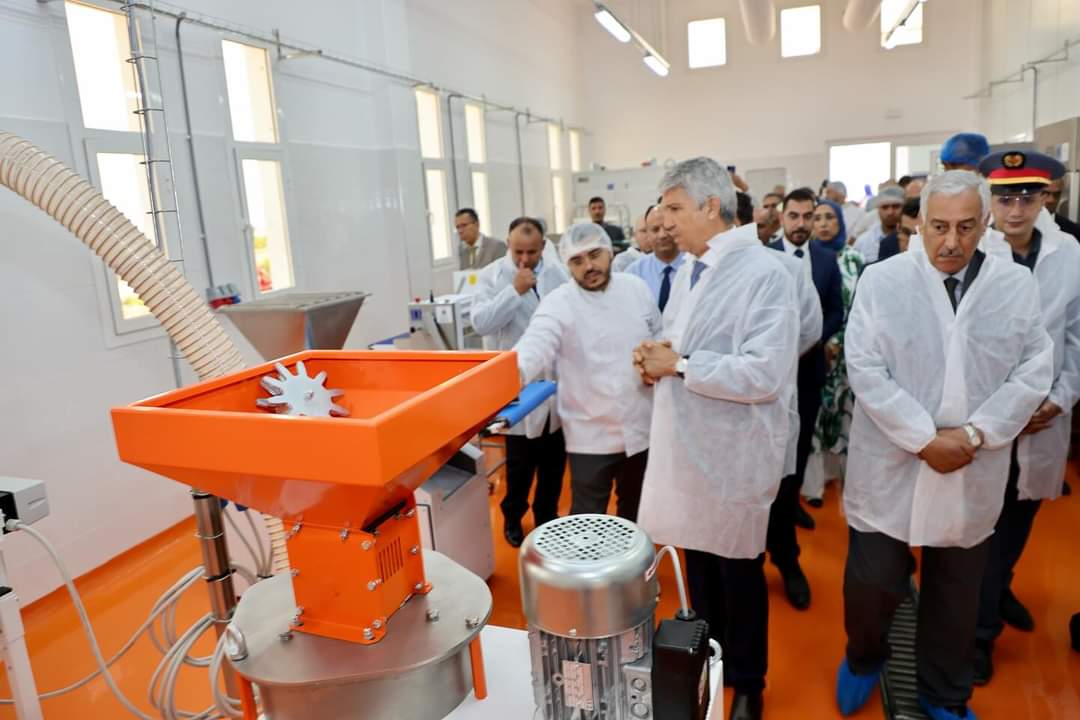 محمد صديقي يقوم بتدشين قسم التكنولوجيا الغذائية بمكناس ويعطي انطلاق أشغال بناء سوق الجملة الخاص بالأسماك بفاس محمد صديقي يقوم بتدشين قسم التكنولوجيا الغذائية بمكناس ويعطي انطلاق أشغال بناء سوق الجملة الخاص بالأسماك بفاس