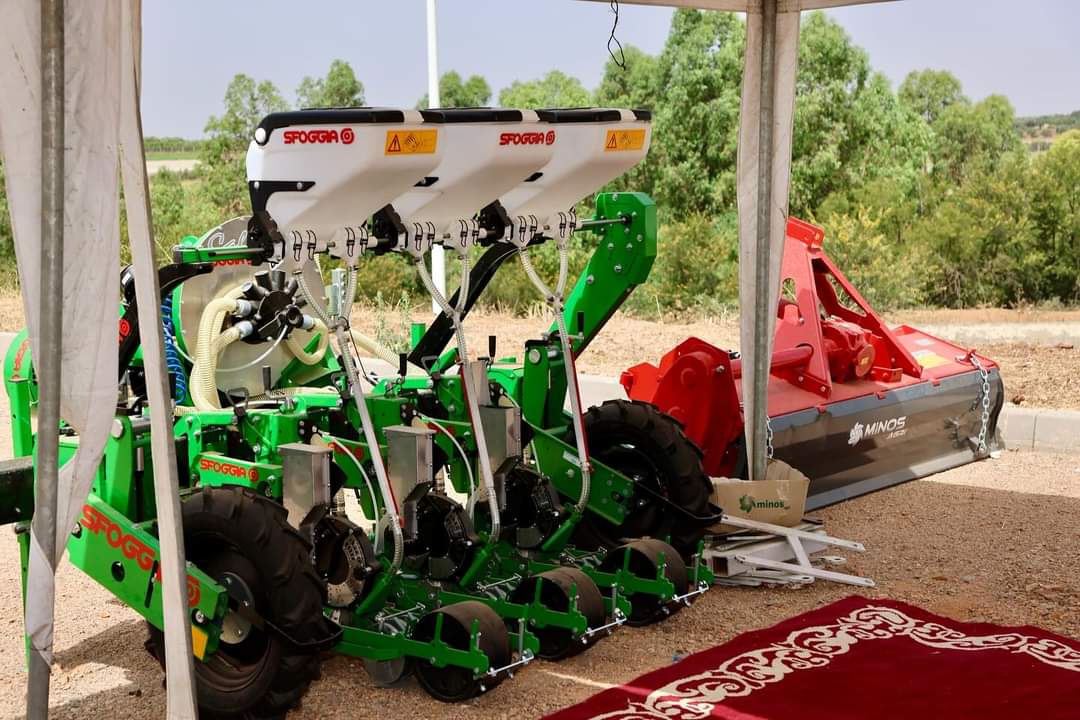 محمد صديقي يقوم بتدشين قسم التكنولوجيا الغذائية بمكناس ويعطي انطلاق أشغال بناء سوق الجملة الخاص بالأسماك بفاس محمد صديقي يقوم بتدشين قسم التكنولوجيا الغذائية بمكناس ويعطي انطلاق أشغال بناء سوق الجملة الخاص بالأسماك بفاس