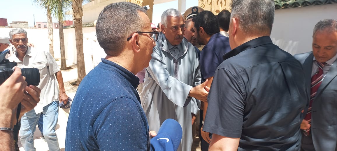 بحضور رئيسي مجلسي النواب والمستشارين العاصمة الإسماعيلية تودع الحاج محمد القندوسي الى متواه الأخير بحضور رئيسي مجلسي النواب والمستشارين العاصمة الإسماعيلية تودع الحاج محمد القندوسي الى متواه الأخير