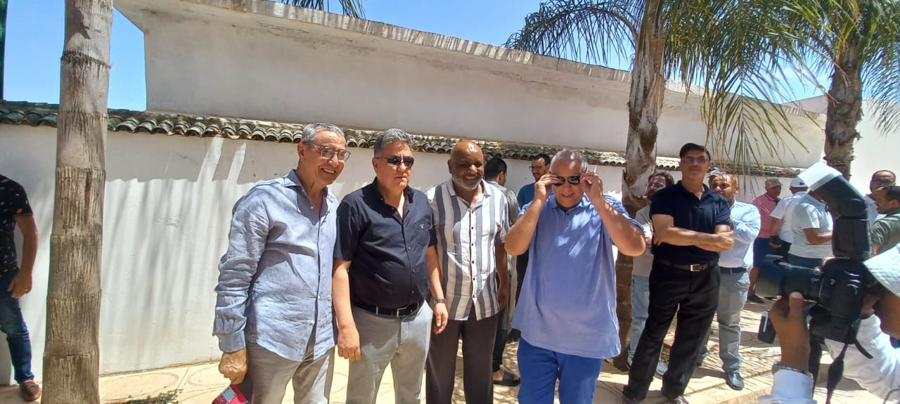 بحضور رئيسي مجلسي النواب والمستشارين العاصمة الإسماعيلية تودع الحاج محمد القندوسي الى متواه الأخير بحضور رئيسي مجلسي النواب والمستشارين العاصمة الإسماعيلية تودع الحاج محمد القندوسي الى متواه الأخير