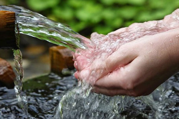 تزويد مركز مولاي عبد السلام بإقليم العرائش بالماء الشروب يتم بطريقة منتظمة (بلاغ ) تزويد مركز مولاي عبد السلام بإقليم العرائش بالماء الشروب يتم بطريقة منتظمة (بلاغ )