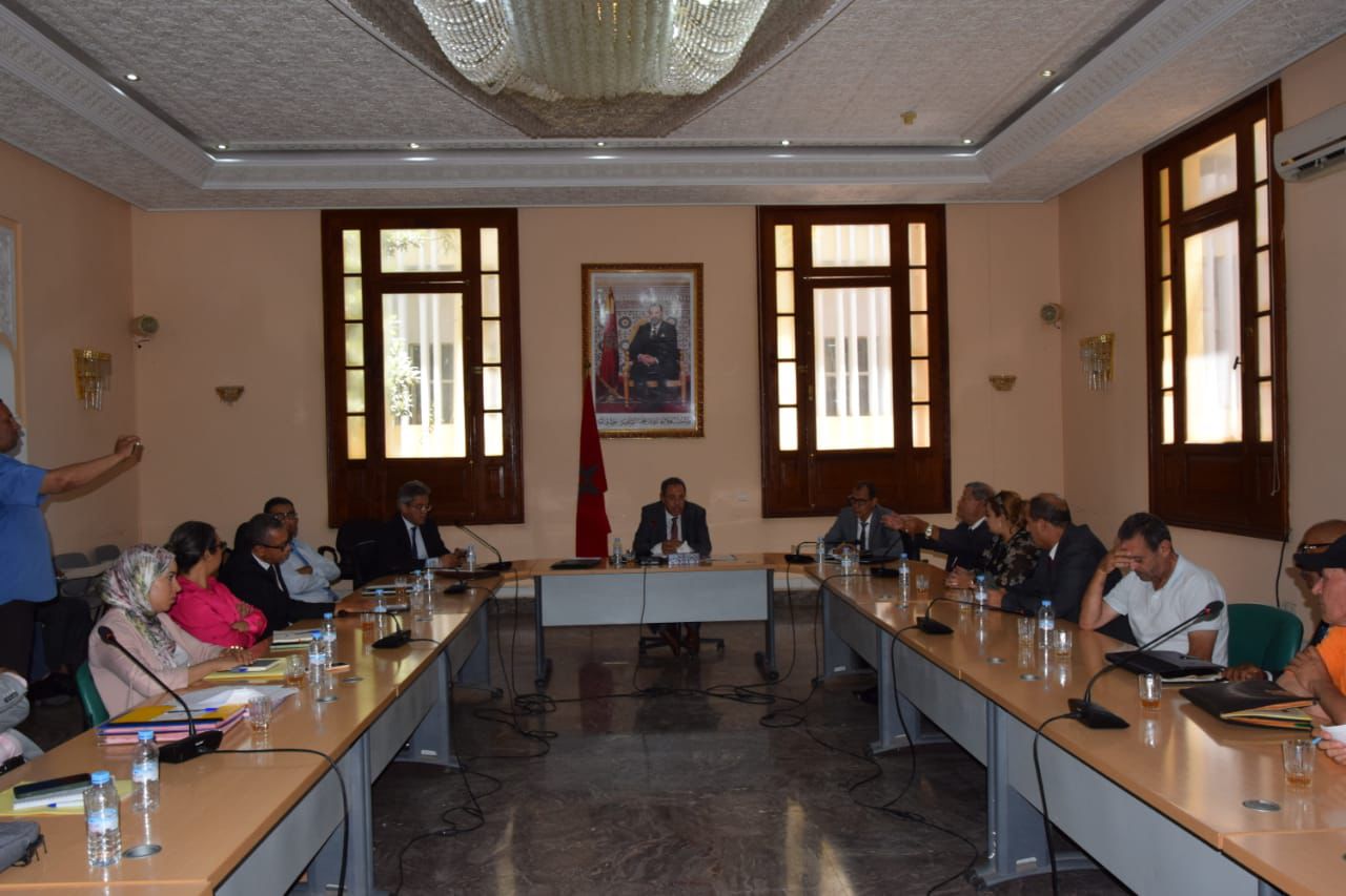 عمالة إقليم سطات تبسط أمام مهاجرين مغاربة عمالة إقليم سطات تبسط أمام مهاجرين مغاربة