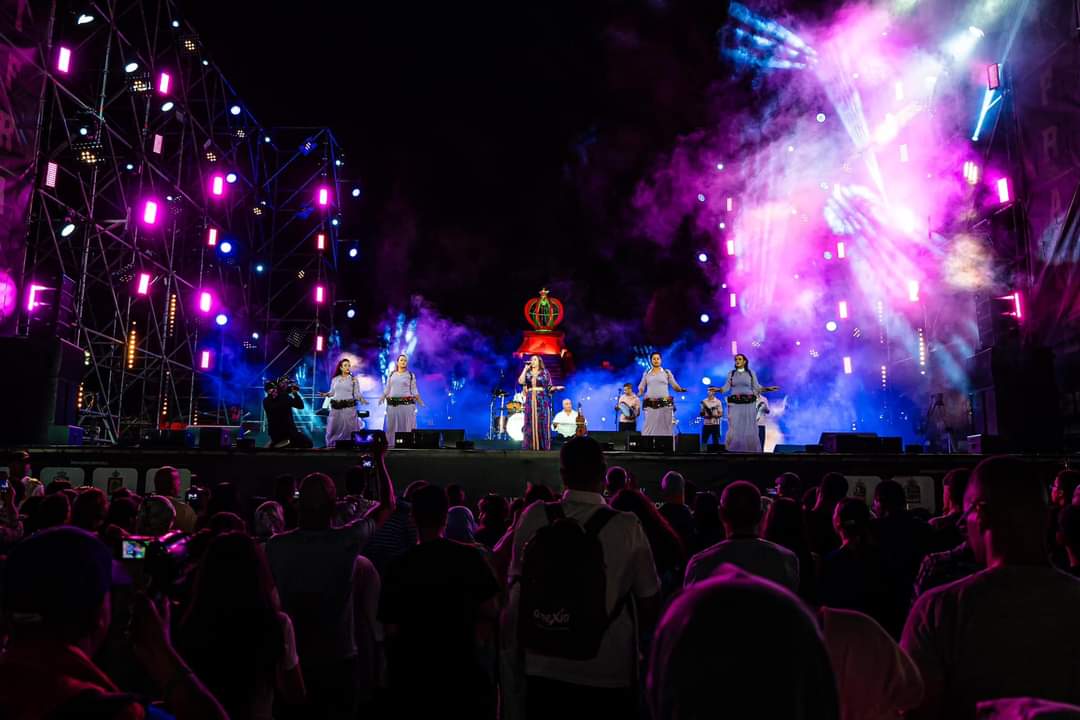 النسخة السادسة من مهرجان إفران الدولي: تكرم البطل الأولمبي سفيان البقالي النسخة السادسة من مهرجان إفران الدولي: تكرم البطل الأولمبي سفيان البقالي