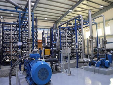 محطة تحلية مياه البحر بآسفي: تغطية احتياجات المدينة من الماء الشروب بنسبة 100 في المائة محطة تحلية مياه البحر بآسفي: تغطية احتياجات المدينة من الماء الشروب بنسبة 100 في المائة