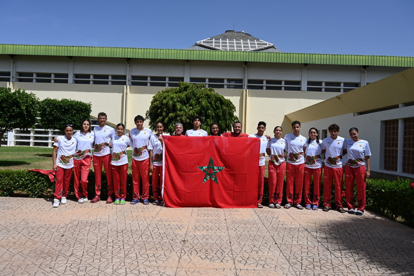 رئيس النادي المكناسي للسباحة يشيد بالمشاركة المشرفة لممثلي الكوديم  بالبطولة العربية بمصر