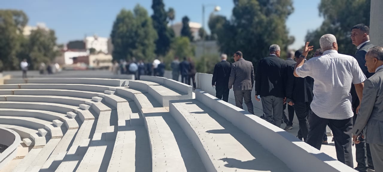 عامل مكناس يواكب عملية الإصلاح والترميم للملعب الشرفي ويدعو الى توجيه رسالة شكر الى رئيس الجامعة الملكية لكرة القدم عامل مكناس يواكب عملية الإصلاح والترميم للملعب الشرفي ويدعو الى توجيه رسالة شكر الى رئيس الجامعة الملكية لكرة القدم