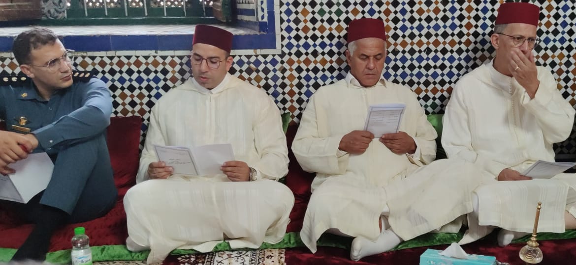 بمناسبة ذكرى المولد النبوي الشريف إحياء حفل ديني بضريح الشيخ الكامل بمكناس بمناسبة ذكرى المولد النبوي الشريف إحياء حفل ديني بضريح الشيخ الكامل بمكناس