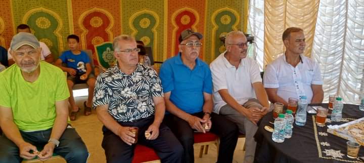 جمعية المدينة للصحافة والإعلام وجمعية النجوم لتكوين الشباب تنظمان حفل تكريم للمحتفى به حميد لزعر الملقب ب ولد لالى عائشة جمعية المدينة للصحافة والإعلام وجمعية النجوم لتكوين الشباب تنظمان حفل تكريم للمحتفى به حميد لزعر الملقب ب ولد لالى عائشة