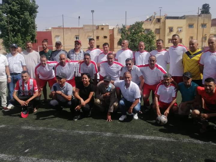 جمعية المدينة للصحافة والإعلام وجمعية النجوم لتكوين الشباب تنظمان حفل تكريم للمحتفى به حميد لزعر الملقب ب ولد لالى عائشة جمعية المدينة للصحافة والإعلام وجمعية النجوم لتكوين الشباب تنظمان حفل تكريم للمحتفى به حميد لزعر الملقب ب ولد لالى عائشة