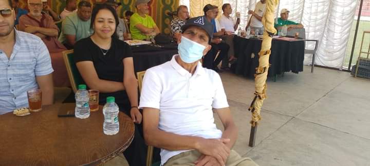 جمعية المدينة للصحافة والإعلام وجمعية النجوم لتكوين الشباب تنظمان حفل تكريم للمحتفى به حميد لزعر الملقب ب ولد لالى عائشة جمعية المدينة للصحافة والإعلام وجمعية النجوم لتكوين الشباب تنظمان حفل تكريم للمحتفى به حميد لزعر الملقب ب ولد لالى عائشة