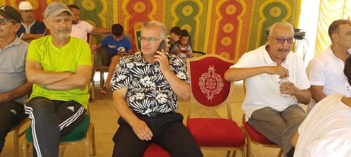 جمعية المدينة للصحافة والإعلام وجمعية النجوم لتكوين الشباب تنظمان حفل تكريم للمحتفى به حميد لزعر الملقب ب ولد لالى عائشة جمعية المدينة للصحافة والإعلام وجمعية النجوم لتكوين الشباب تنظمان حفل تكريم للمحتفى به حميد لزعر الملقب ب ولد لالى عائشة