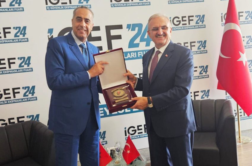 السيد عبد اللطيف حموشي يقوم بزيارة عمل إلى تركيا ما بين 19 و21 شتنبر الجاري السيد عبد اللطيف حموشي يقوم بزيارة عمل إلى تركيا ما بين 19 و21 شتنبر الجاري