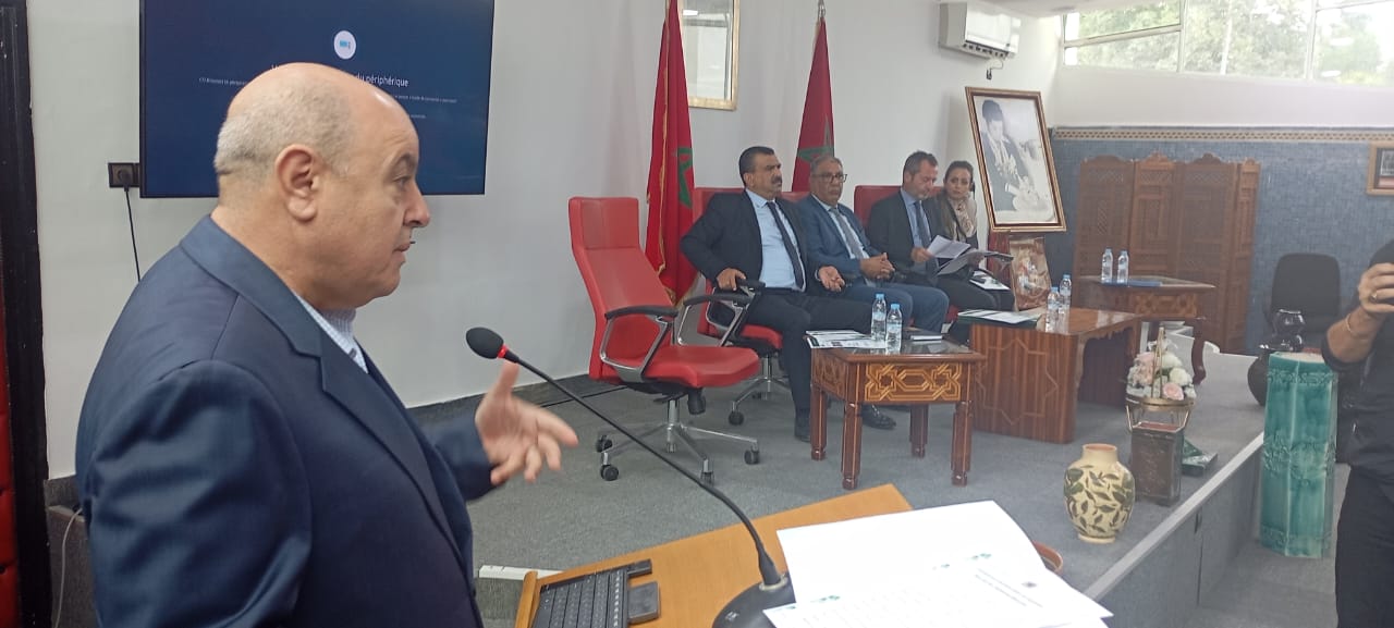 مع  انطلاق موسم التكوين  بالمعهد المتخصص في فنون  الصناعة التقليدية بمكناس  توقيع اتفاقية تعاون مع منظمة اليونيسكو للحفاظ على حرفة صناعة الخزف المكناسي