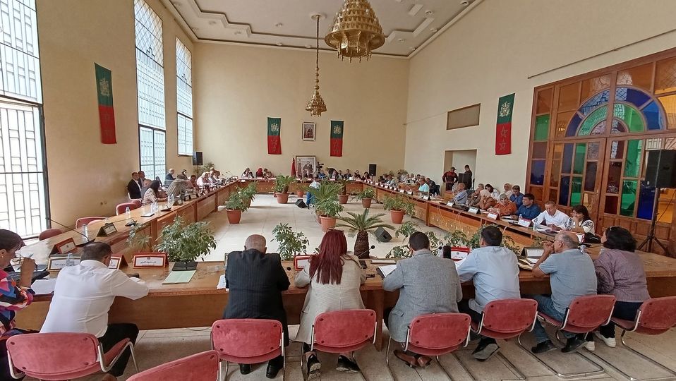 الدَّهاء السياسي يُعفي رئيس مجلس جماعة مكناس. الدَّهاء السياسي يُعفي رئيس مجلس جماعة مكناس.