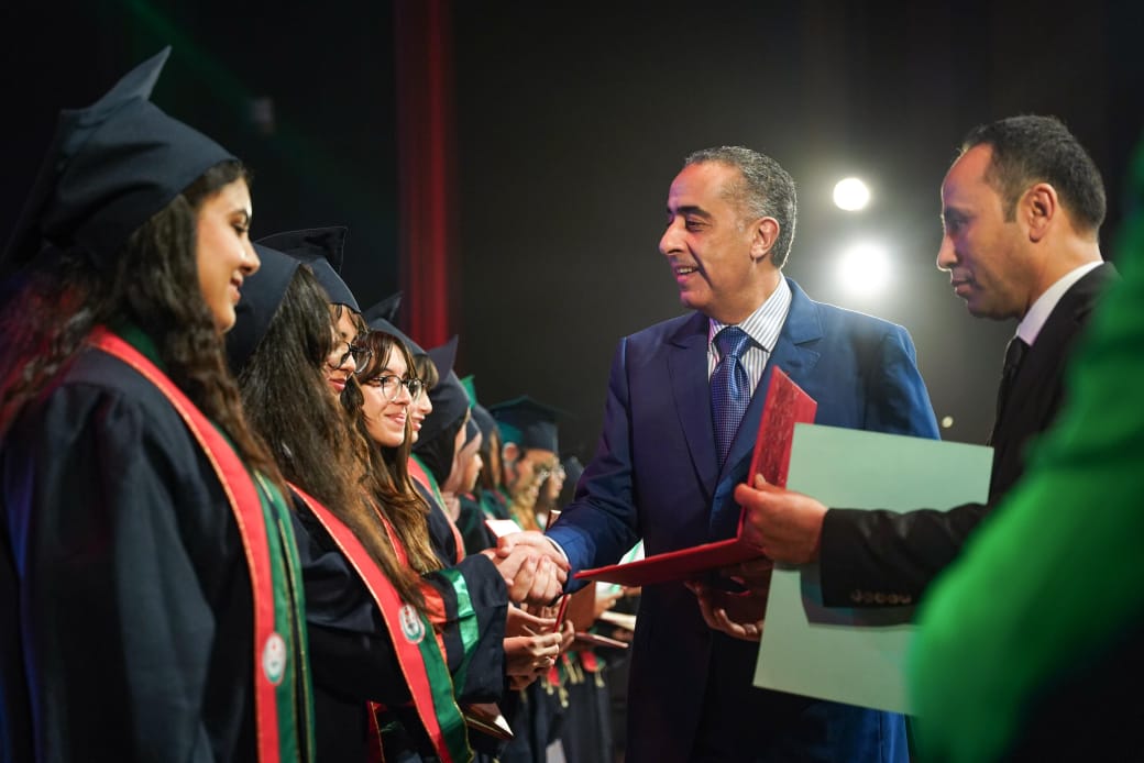 أسرة الأمن الوطني تحتفي بأبنائها المتفوقين دراسيا ورياضيا وفنيا أسرة الأمن الوطني تحتفي بأبنائها المتفوقين دراسيا ورياضيا وفنيا