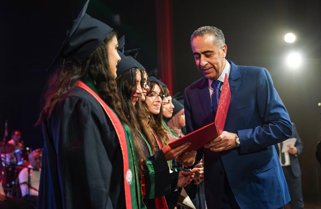 أسرة الأمن الوطني تحتفي بأبنائها المتفوقين دراسيا ورياضيا وفنيا أسرة الأمن الوطني تحتفي بأبنائها المتفوقين دراسيا ورياضيا وفنيا