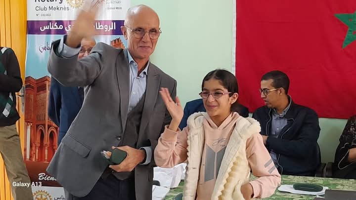 مكتب الروطاري الدولي بمكناس يقدم خدمات إنسانية لفائدة الأطفال الأيتام و أولياء الأمور في وضعية صعبة.