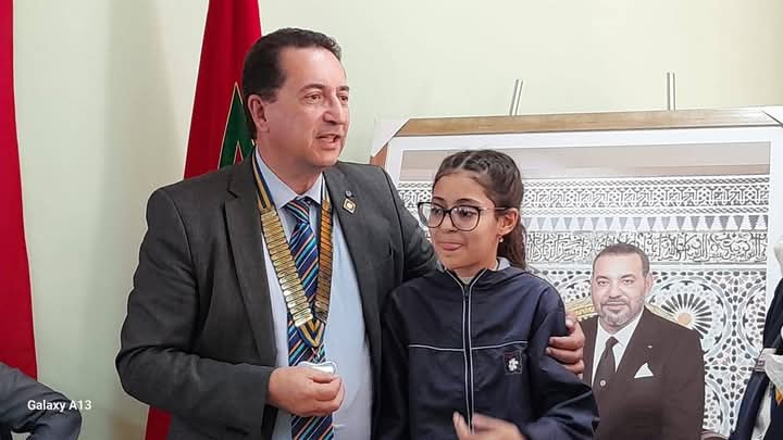 مكتب الروطاري الدولي بمكناس يقدم خدمات إنسانية لفائدة الأطفال الأيتام و أولياء الأمور في وضعية صعبة.