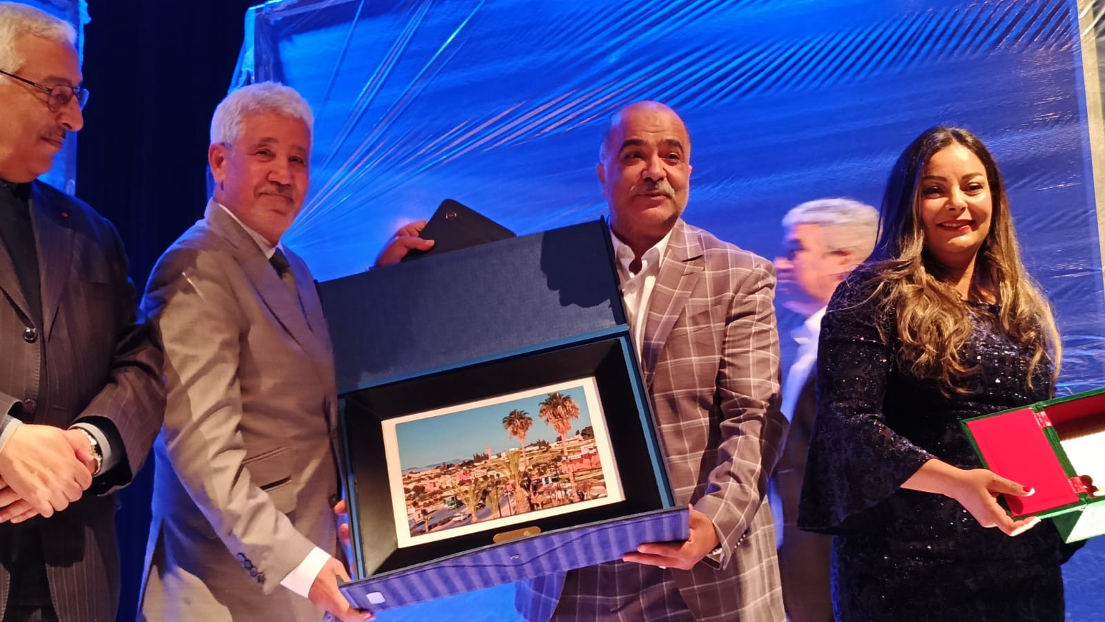 مهرجان مكناس للمسرح يفتتح نسخته الثالثة ويكرم الفنانين أبناء مدينة مكناس 