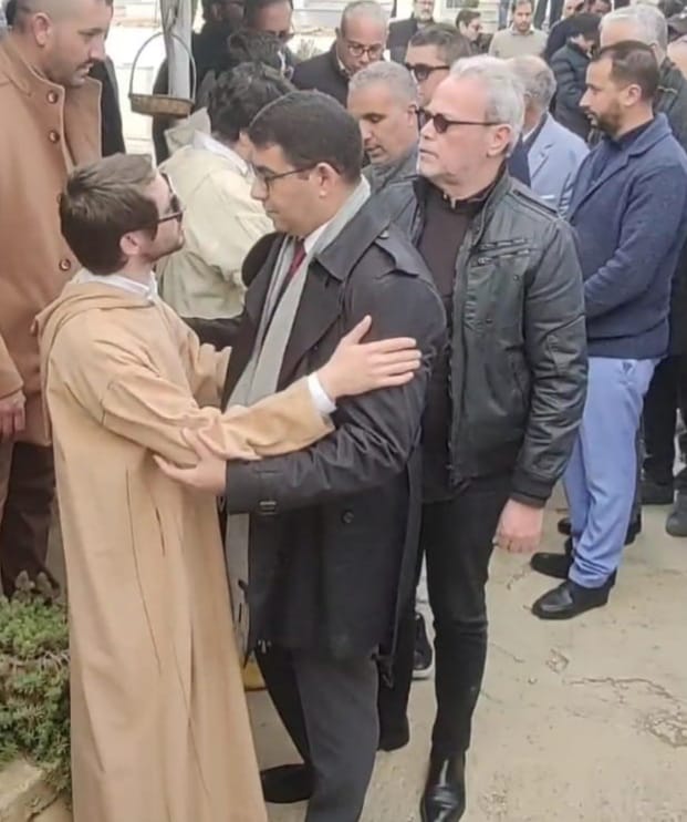 جواد الشامي يودع أهل مكناس في جنازة التأمت فيها كل أطياف القوى الحية وطنيا ومحليا جواد الشامي يودع أهل مكناس في جنازة التأمت فيها كل أطياف القوى الحية وطنيا ومحليا