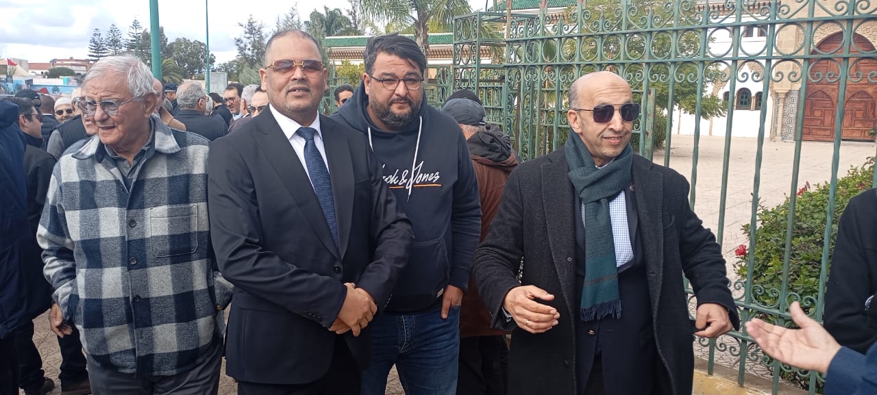 جواد الشامي يودع أهل مكناس في جنازة التأمت فيها كل أطياف القوى الحية وطنيا ومحليا جواد الشامي يودع أهل مكناس في جنازة التأمت فيها كل أطياف القوى الحية وطنيا ومحليا