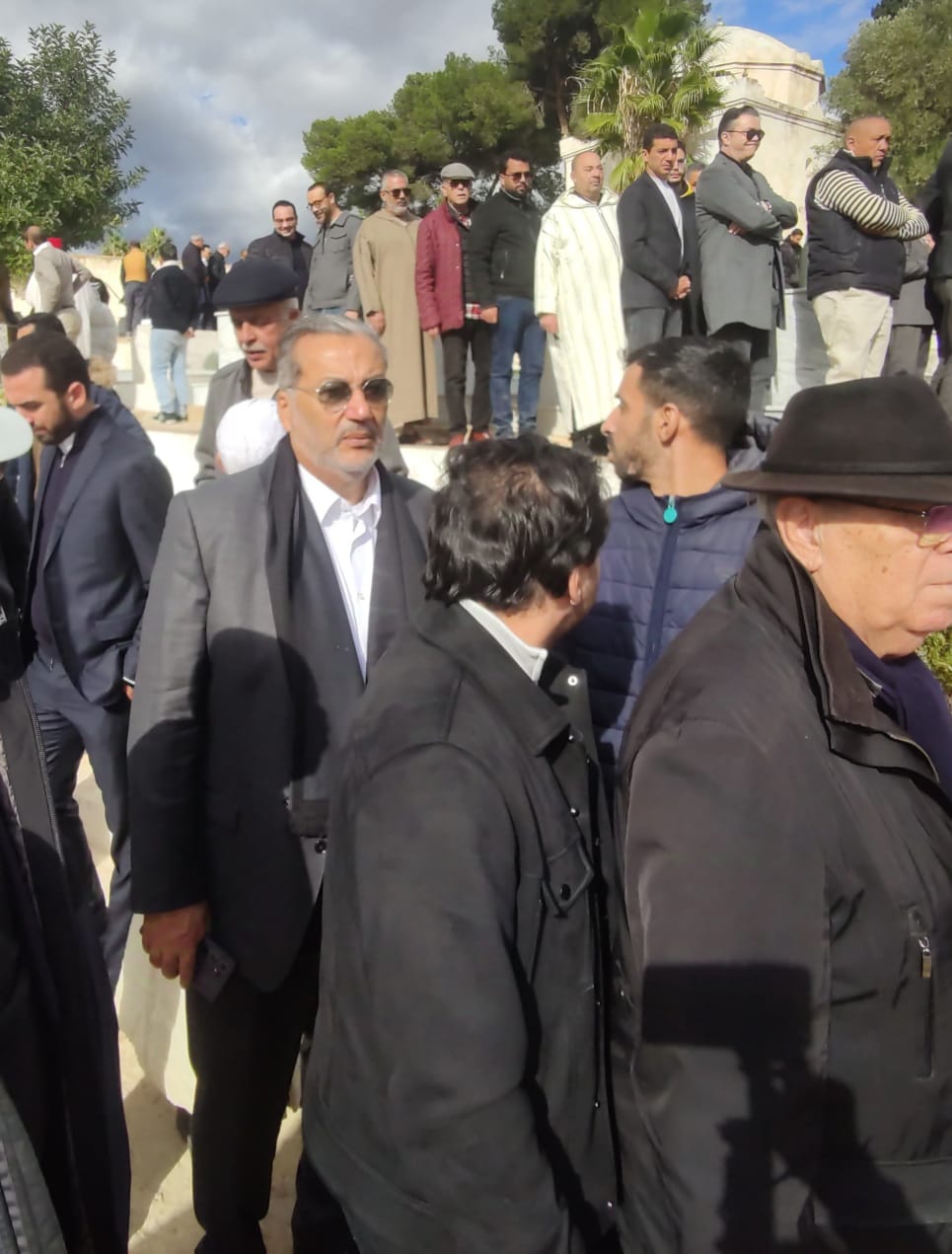 جواد الشامي يودع أهل مكناس في جنازة التأمت فيها كل أطياف القوى الحية وطنيا ومحليا جواد الشامي يودع أهل مكناس في جنازة التأمت فيها كل أطياف القوى الحية وطنيا ومحليا