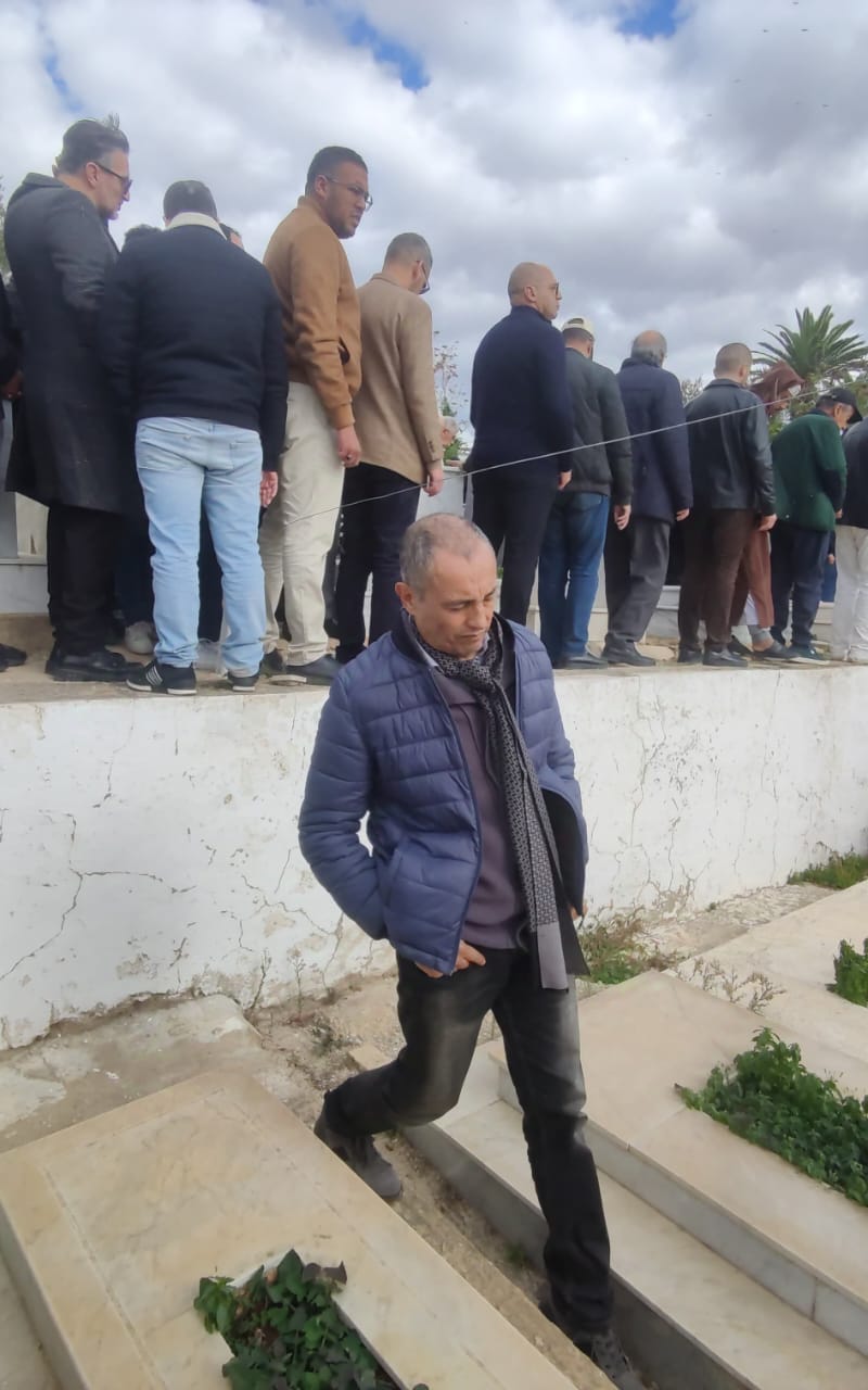 جواد الشامي يودع أهل مكناس في جنازة التأمت فيها كل أطياف القوى الحية وطنيا ومحليا جواد الشامي يودع أهل مكناس في جنازة التأمت فيها كل أطياف القوى الحية وطنيا ومحليا