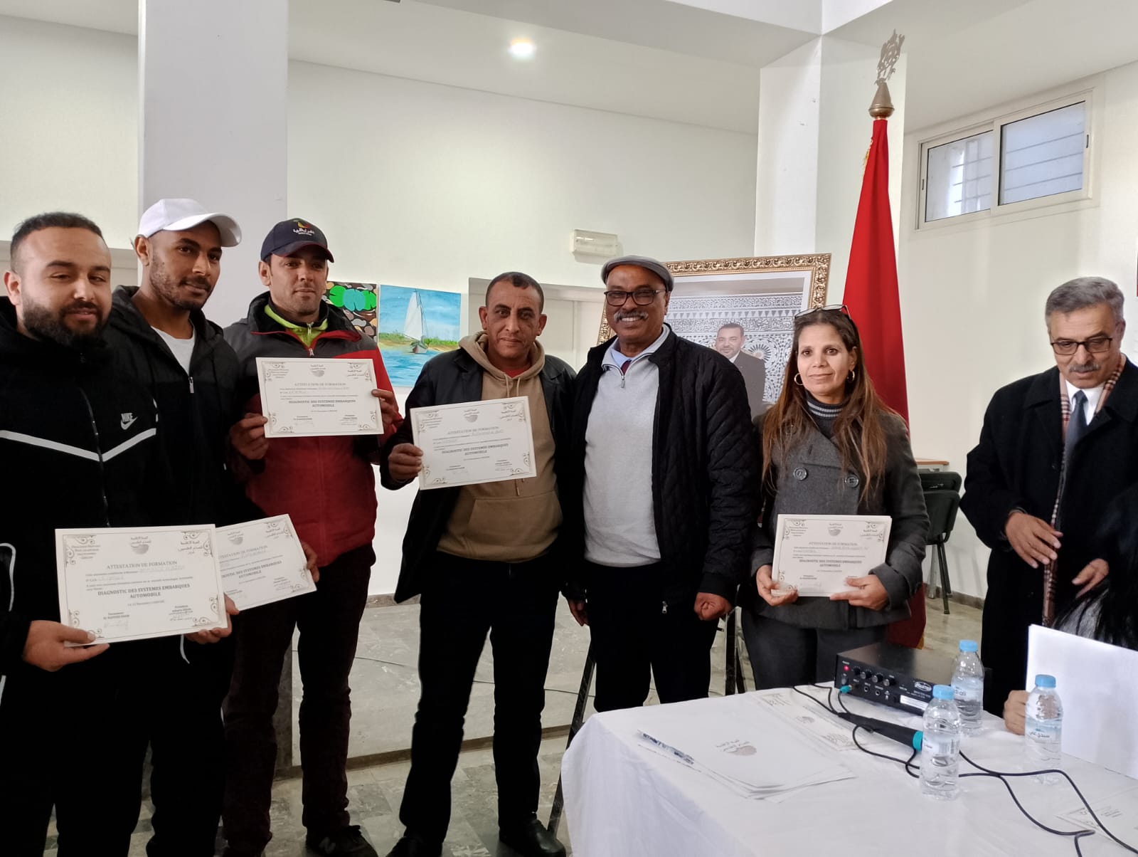 توزيع شواهد الدورة التكوينية المتخصصة في تشخيص أعطاب السيارات بالحاسوب توزيع شواهد الدورة التكوينية المتخصصة في تشخيص أعطاب السيارات بالحاسوب