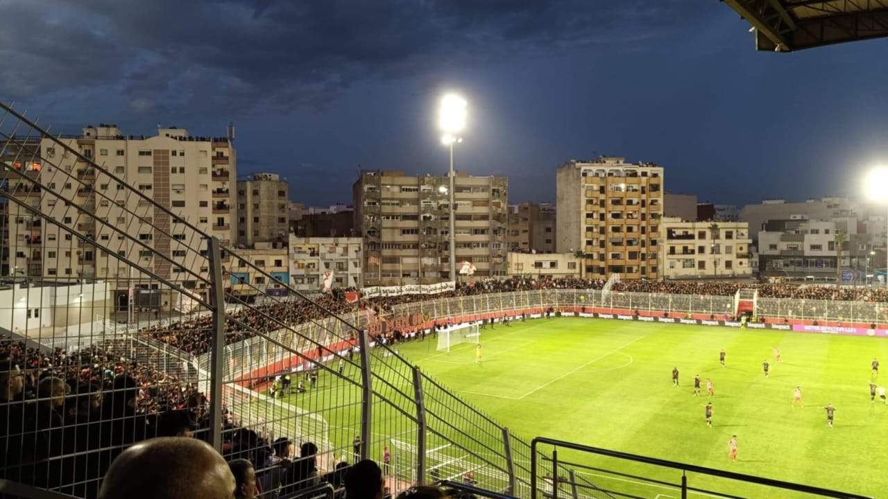 بلاغ على مسؤوليتي: حماية الكوديم يَكْمُنُ في تغييرات داخل الملعب الرياضي وملحقاته. بلاغ على مسؤوليتي: حماية الكوديم يَكْمُنُ في تغييرات داخل الملعب الرياضي وملحقاته.