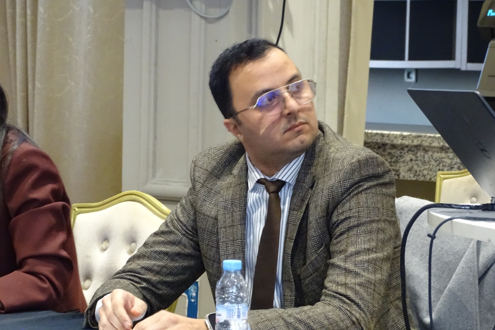 في لقاء دراسي لهيئة المتصرفين والأطر الإدارية لحزب التجمع الوطني للأحرار بمكناس... خبراء واقتصاديون يناقشون آفاق تنزيل قانون المالية 2025 بمكناس في لقاء دراسي لهيئة المتصرفين والأطر الإدارية لحزب التجمع الوطني للأحرار بمكناس... خبراء واقتصاديون يناقشون آفاق تنزيل قانون المالية 2025 بمكناس