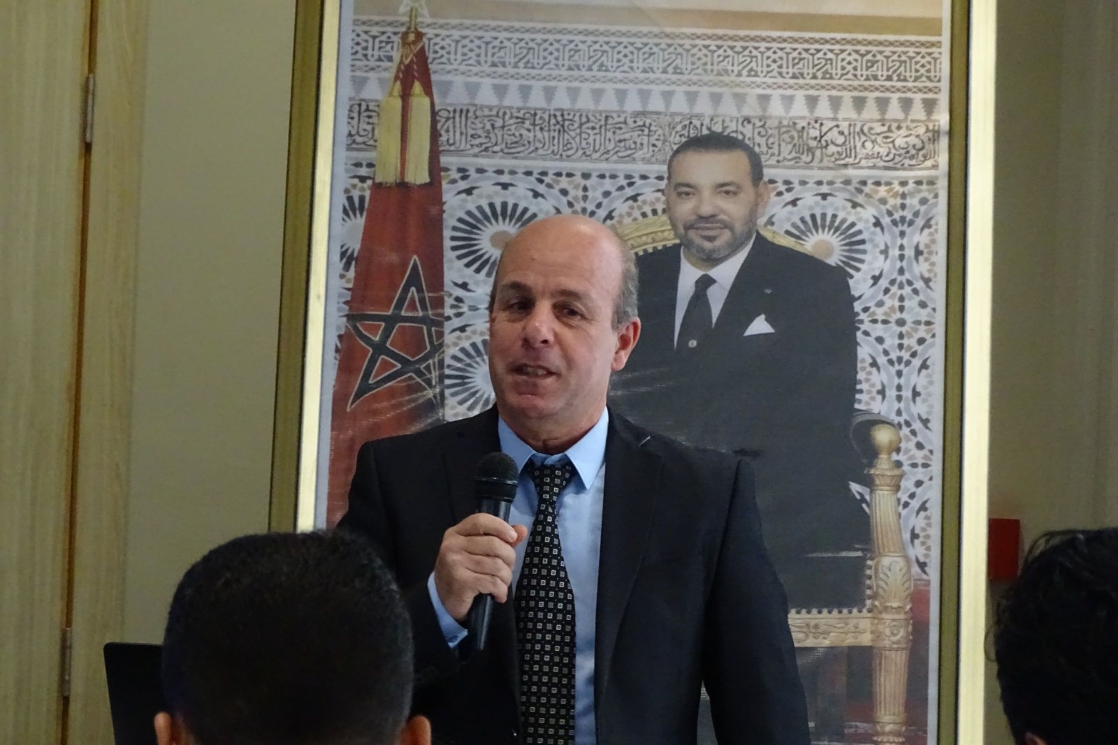 في لقاء دراسي لهيئة المتصرفين والأطر الإدارية لحزب التجمع الوطني للأحرار بمكناس... خبراء واقتصاديون يناقشون آفاق تنزيل قانون المالية 2025 بمكناس في لقاء دراسي لهيئة المتصرفين والأطر الإدارية لحزب التجمع الوطني للأحرار بمكناس... خبراء واقتصاديون يناقشون آفاق تنزيل قانون المالية 2025 بمكناس