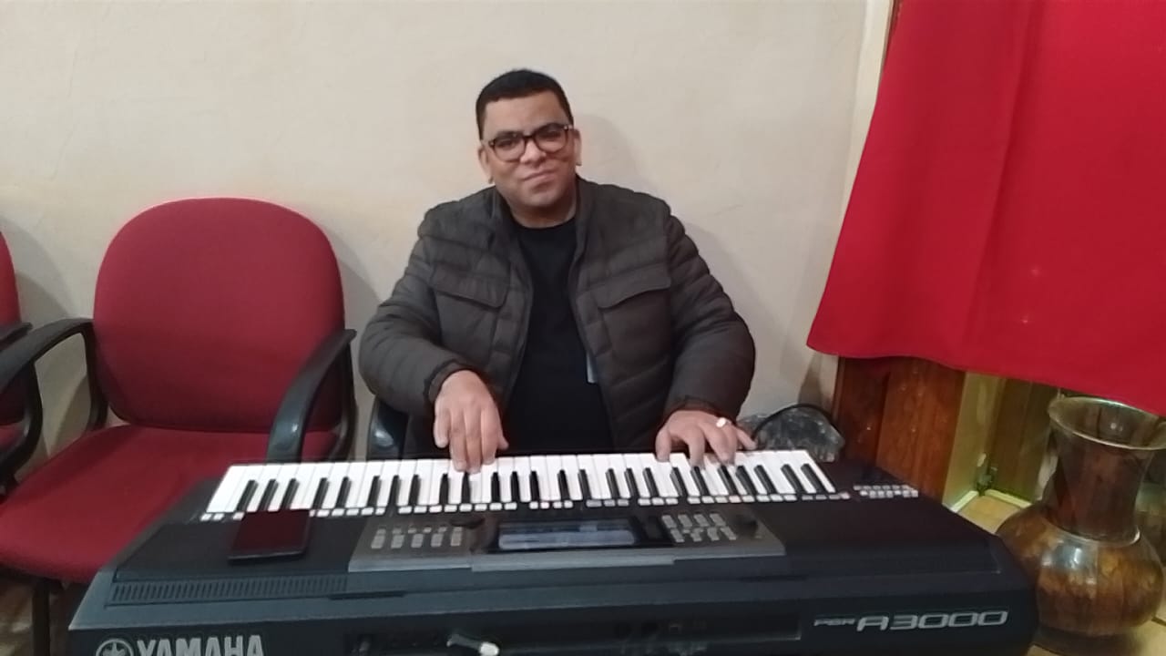 جمعية أسوار العاصمة الإسماعيلية بمكناس تنظم أمسية شعرية احتفاء باليوم العالمي للغة العربية. جمعية أسوار العاصمة الإسماعيلية بمكناس تنظم أمسية شعرية احتفاء باليوم العالمي للغة العربية.