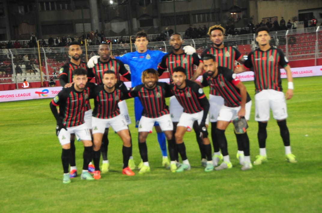 بالملعب الشرفي بمكناس لجيش الملكي يفوز على مانيما الكونغولي ويعزز موقعه في الصدارة بالملعب الشرفي بمكناس لجيش الملكي يفوز على مانيما الكونغولي ويعزز موقعه في الصدارة